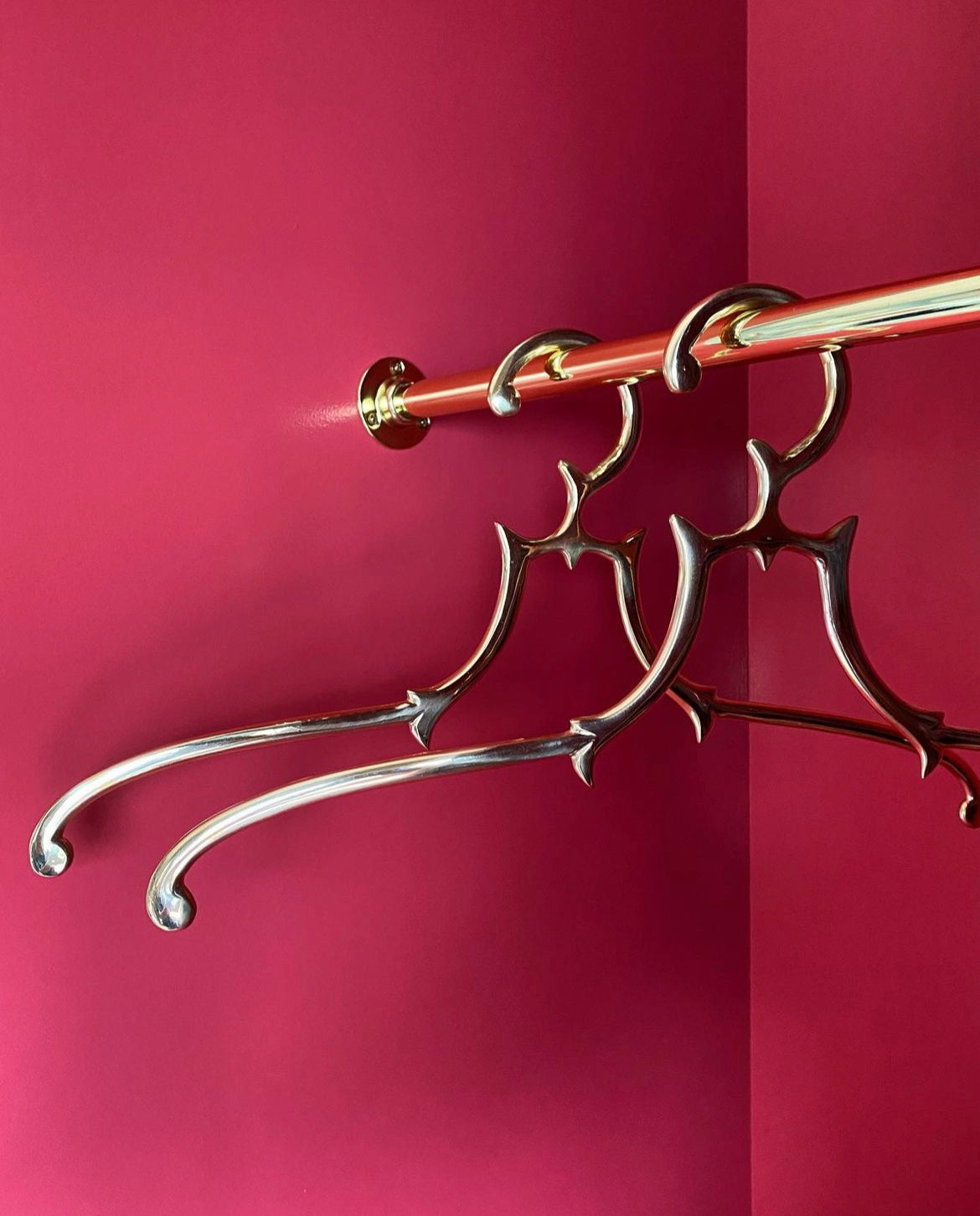 The Lara Hanger - Silver